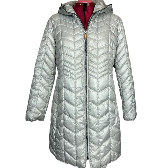 Kenneth Cole hooded silver/grey puffer jacket two pockets - Picture 3 of 15